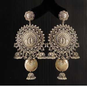 Oversized Silver Chandbalis With Pearls